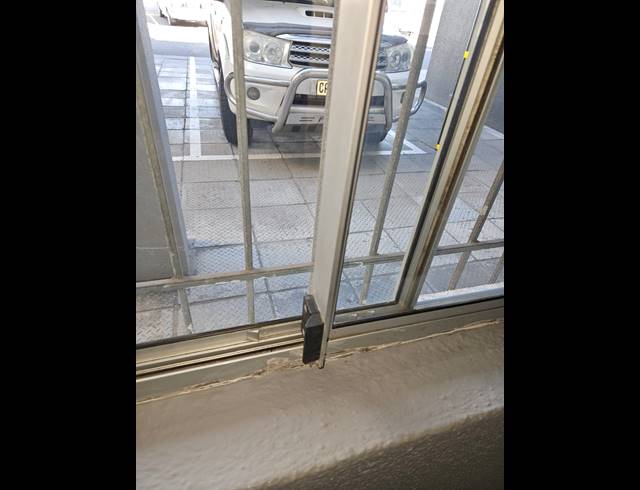2 BEDROOM APARTMENT TO LET IN MORGENSTER
